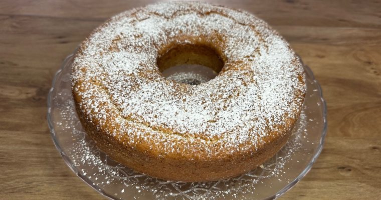 5-Minute Cottage Cheese Bundt Cake